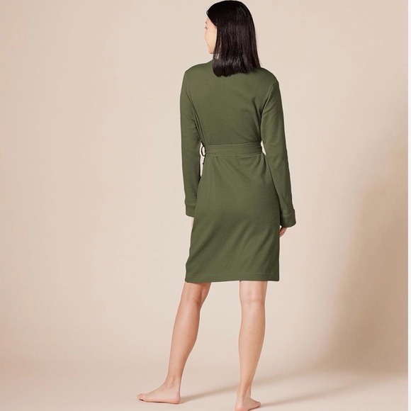 Amazon Essentials Waffle Robe - Picture 6 of 7